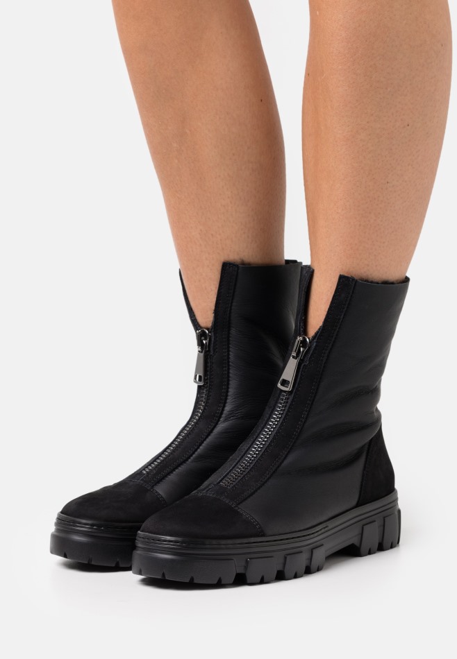 Gabor Noir | Bottines à Lacets Exclusives